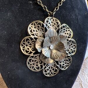 Vintage Large Filigree Flower Pendant Necklace Clear Rhinestone Whimsgoth